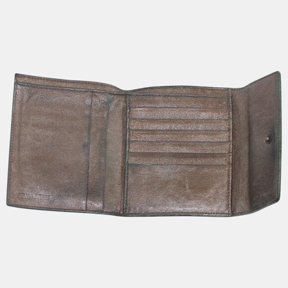 Miu Miu Leather Coin Purse – Compact Designer Essential - Picture 2 of 5